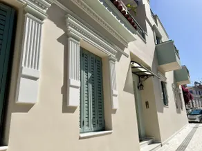 Superb Neoclassical House near the Acropolis! - Image 3