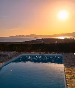 Paros Afrodite Luxury Villas - Image 2
