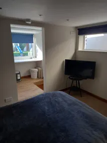 Self Contained Annex with en suite Facilties - Image 4
