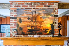 Captain's Boathouse - Image 5