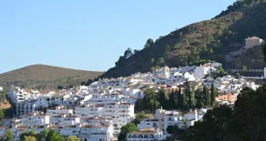 Luxurious Holiday Home in Benahavis - Image 3