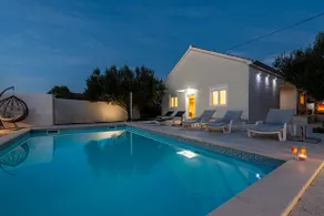 Villa Olive with garden and private pool - Image 5