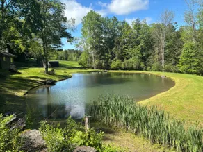 Catgalu · private pond · sleeps 8 · 5 min to ski - Image 2