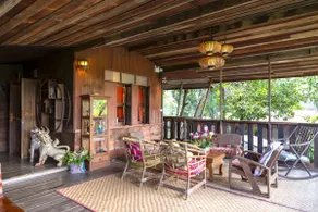 Job Sri Dha - Lanna Style Home & Yoga - Image 2