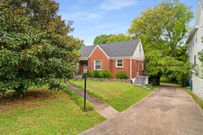 East Nash / Entire Home! Bright and Clean! - Image 2
