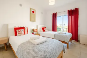 Spacious Apartment with Huge Terrace and Swimming Pool - Image 5