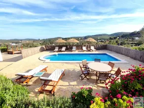 Country house with swimming pool, garden and countryside view - Image 3