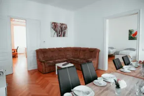 Raimond Apartment 14 - Image 4