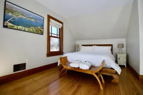 Waterfront Cottage with Dock - Image 3