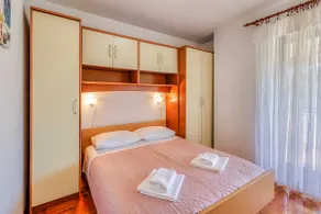 Apartment Biserka - Image 2