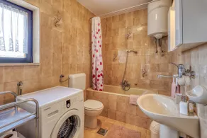 Apartment Biserka - Image 5