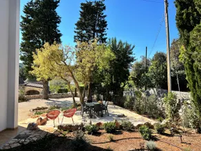 Garden terrace with view on the trulli - Image 3
