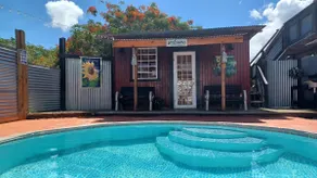 Cabin by the pool (privacy, bbq, a/c) - Image 2