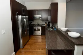 Gorgeous 4 Schlafzimmer mit Billardtisch Schritte von Wrigley Field 9 Personen - Image 3