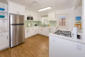 Silver Strand Beach Bungalow - Image 4