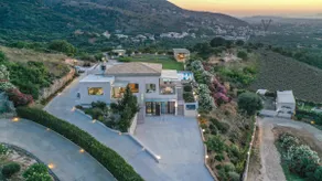 Villa Kedria with a panoramic ocean view - Image 4