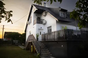 Sunny Beach Balaton with hot tub and AC - Image 2