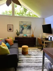 The Studio atThe Bedford House-Sanford / 1BR&1BA - Image 5