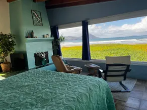 Olas del Mar - 3 BR/3 BA Beachfront, island views - Image 3
