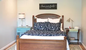 Luxury, Charm and Privacy in Spacious Apartment - Image 3