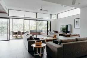 Byron Lux - Solar heated pool - Image 2