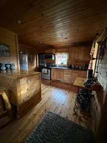 Cute and Cozy Cabin (No Cleaning Fees) - Image 5