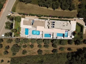 Villa Fantasia- Less than 5-Min Walk to Kalivaki Beach - Image 4
