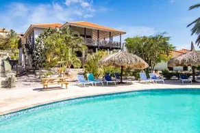 Deluxe Tropical Beach Villa with Ocean View - Image 2