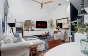Peaceful, modern, renovated, close to everything! - Image 3
