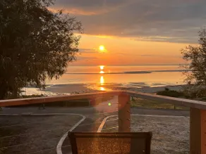Beach House Dunsborough - Image 2