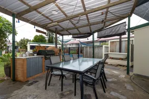 Sharkies Retreat Hervey Bay, Pet Friendly. - Image 4