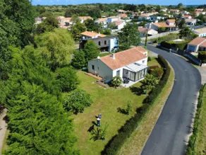 Close to the Sauveterre Beach - house with large veranda and splendid view - Image 2