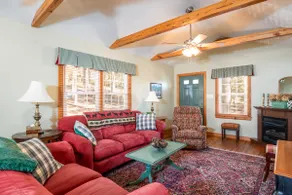 CHARMING Saluda on My Mind – 2min Walk to Downtown - Image 2