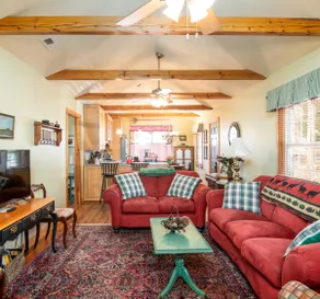 CHARMING Saluda on My Mind – 2min Walk to Downtown - Image 3