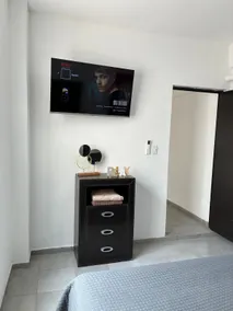 Spacious and Comfortable Renovated Apartment IMSS HGO Cine - Image 3
