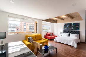 Apartment with terrace and jacuzzi - Image 4