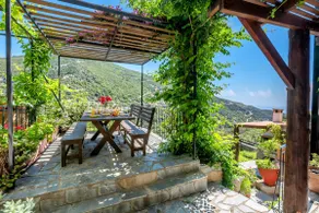 Seli Village House near the Sea - Image 3