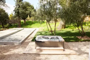 A sophisticated Wine Country Cottage with Hot tub - Image 4