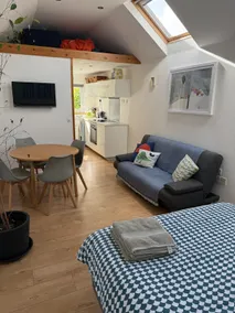 Self Contained Studio in Rottingdean - Image 3