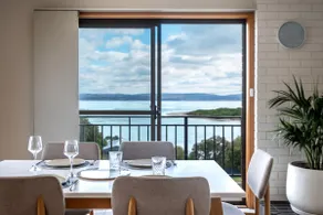 Granite Beach House - Image 4