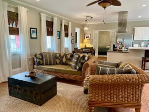 Stylish Renovated Chapel -Close to Everything! - Image 3