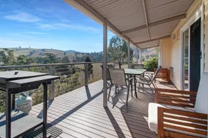 Rivers Edge Pet Friendly Cottage Tumut - Image 4