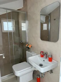 Room with sea view and private bathroom (No4) - Image 3