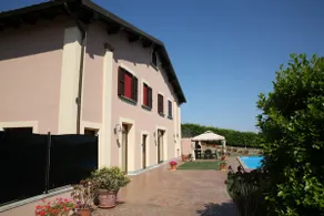 Gemütliche 4-Schlafzimmer-Villa (3 + 1 SUITE) 200 m², privater Pool / 1,5 Meilen nach BRACCIANO - Image 2