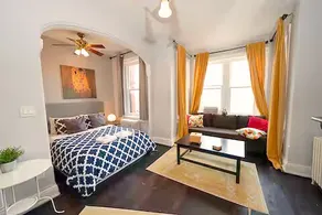 Capitol Hill Loft-style Apt•Sleeps 6•by Metros - Image 2