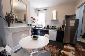 Capitol Hill Loft-style Apt•Sleeps 6•by Metros - Image 5