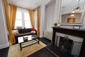 Capitol Hill Loft-style Apt•Sleeps 6•by Metros - Image 3