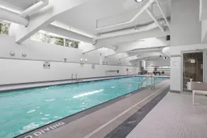 Gorgeous Views! Parking high floor. Licensed AC - Image 3