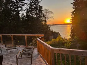 PERIWINKLE COTTAGE BY THE SEA-PRIVATE AND COZY - Image 2