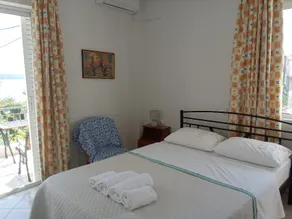 The Beach House - Image 2